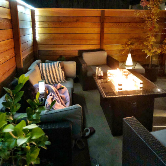 Evening Patio Fireplace, chez Sealy PDX